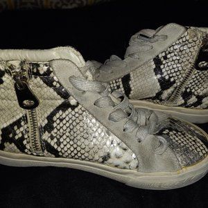 Vintage Property Sneakers